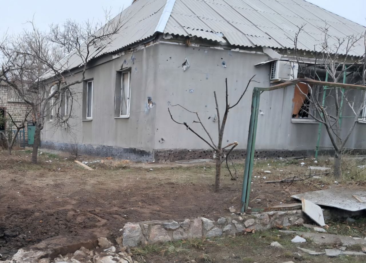 У приватній оселі побиті стіни