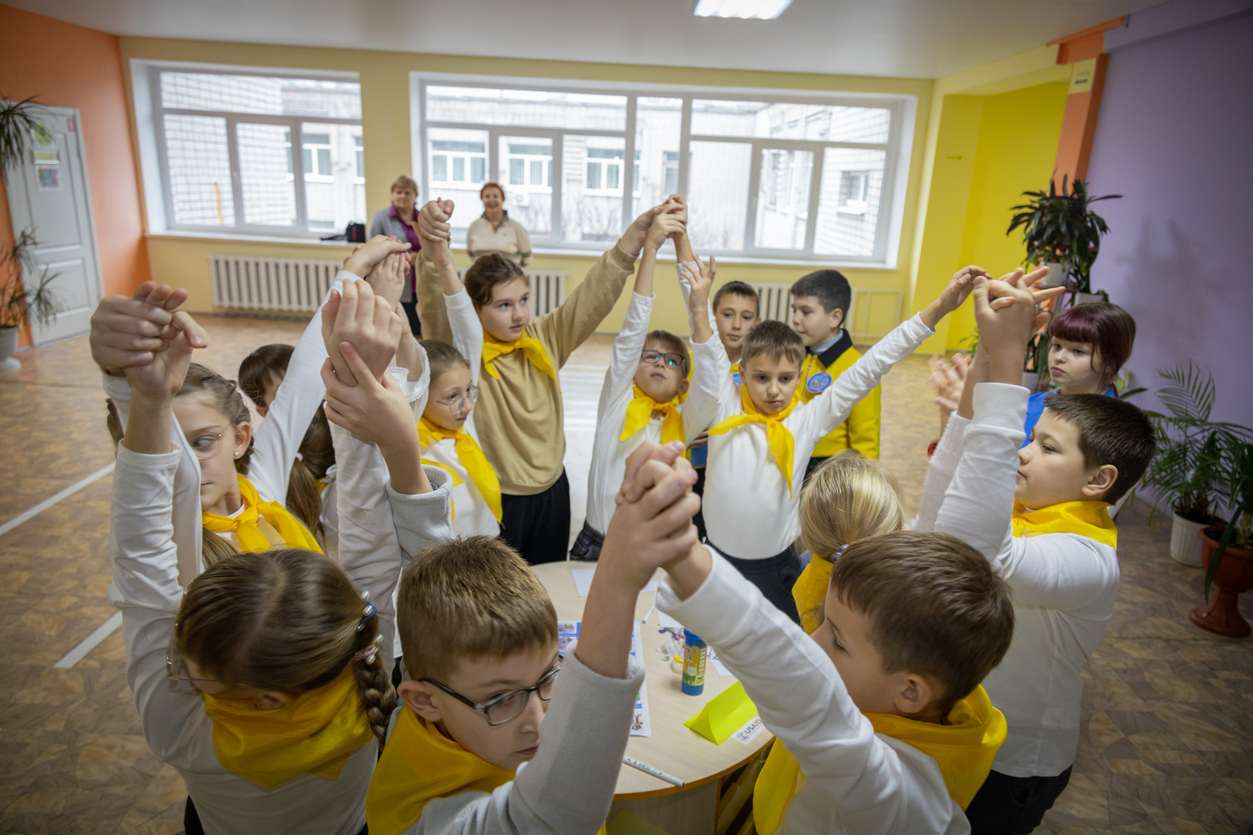 Діти раділи своїм перемогам