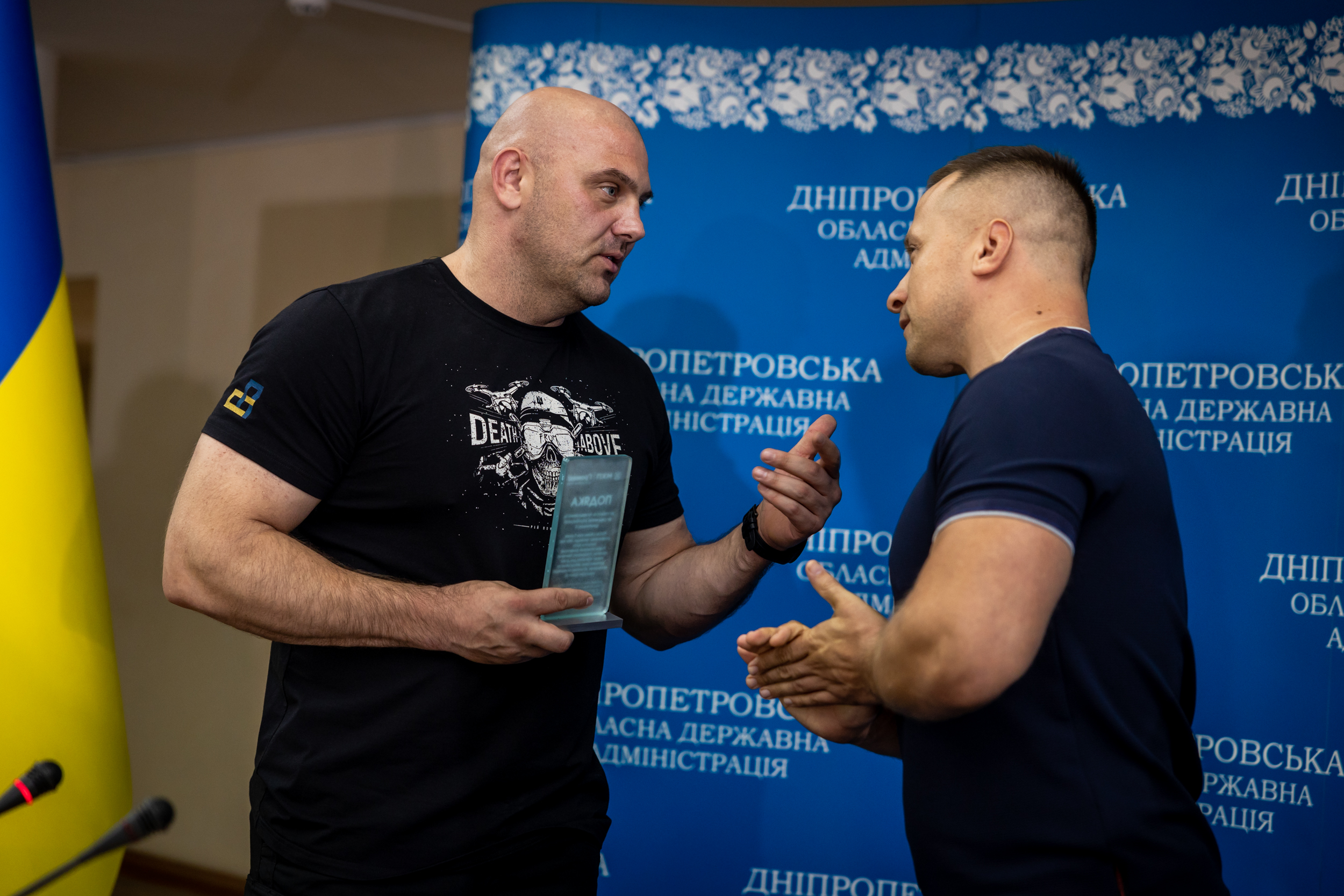 Сергій Лисак спілкується з Олександром Сплодителем