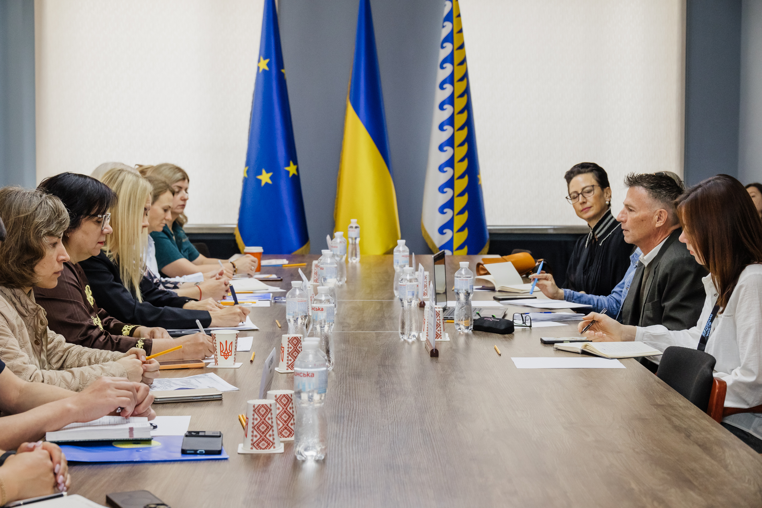 Спілкування між командою ОВА і міжнародними партнерами