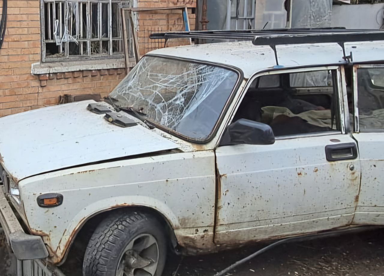 У автівці розбите лобове скло