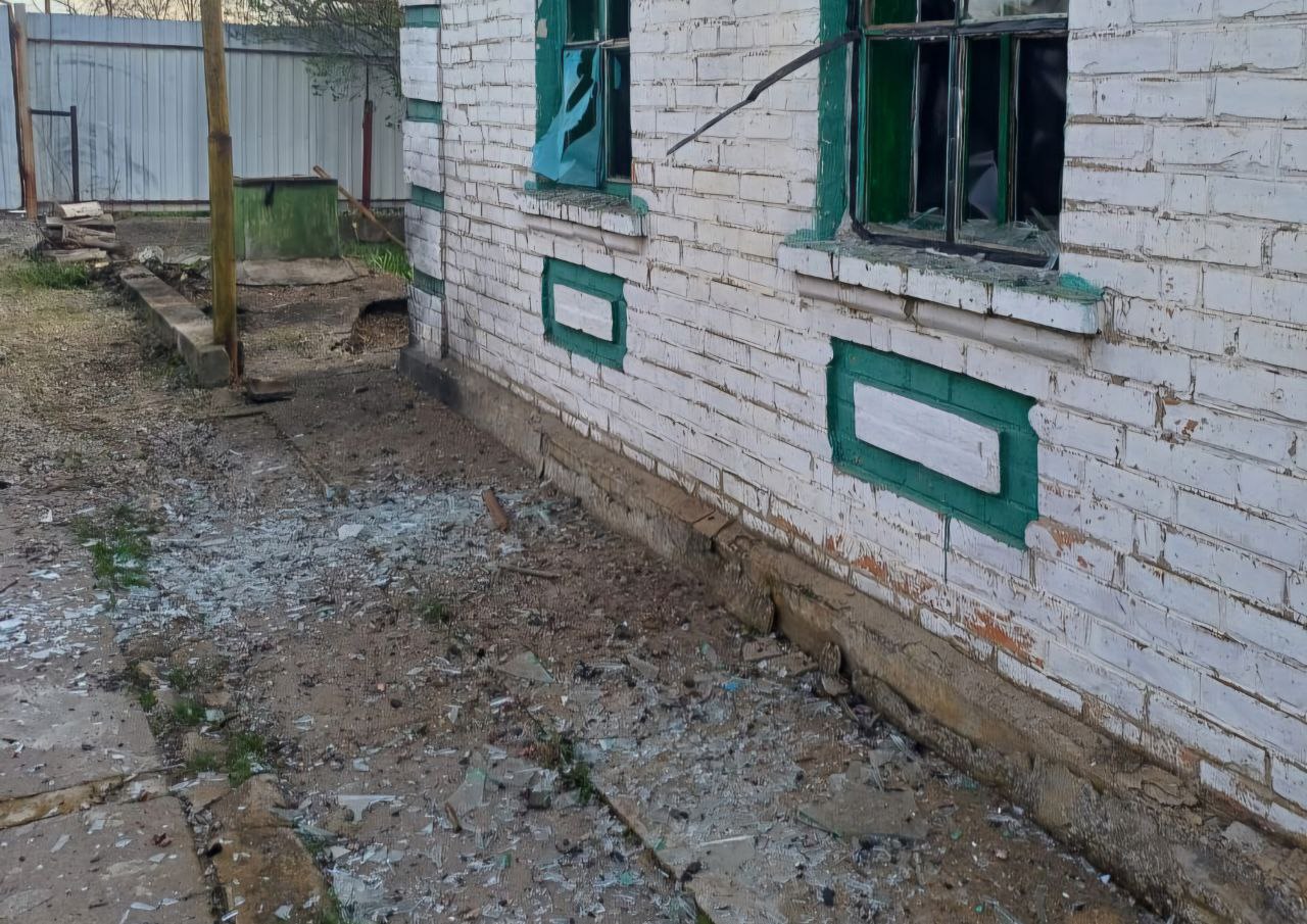 У приватному будинку вилетіли вікна