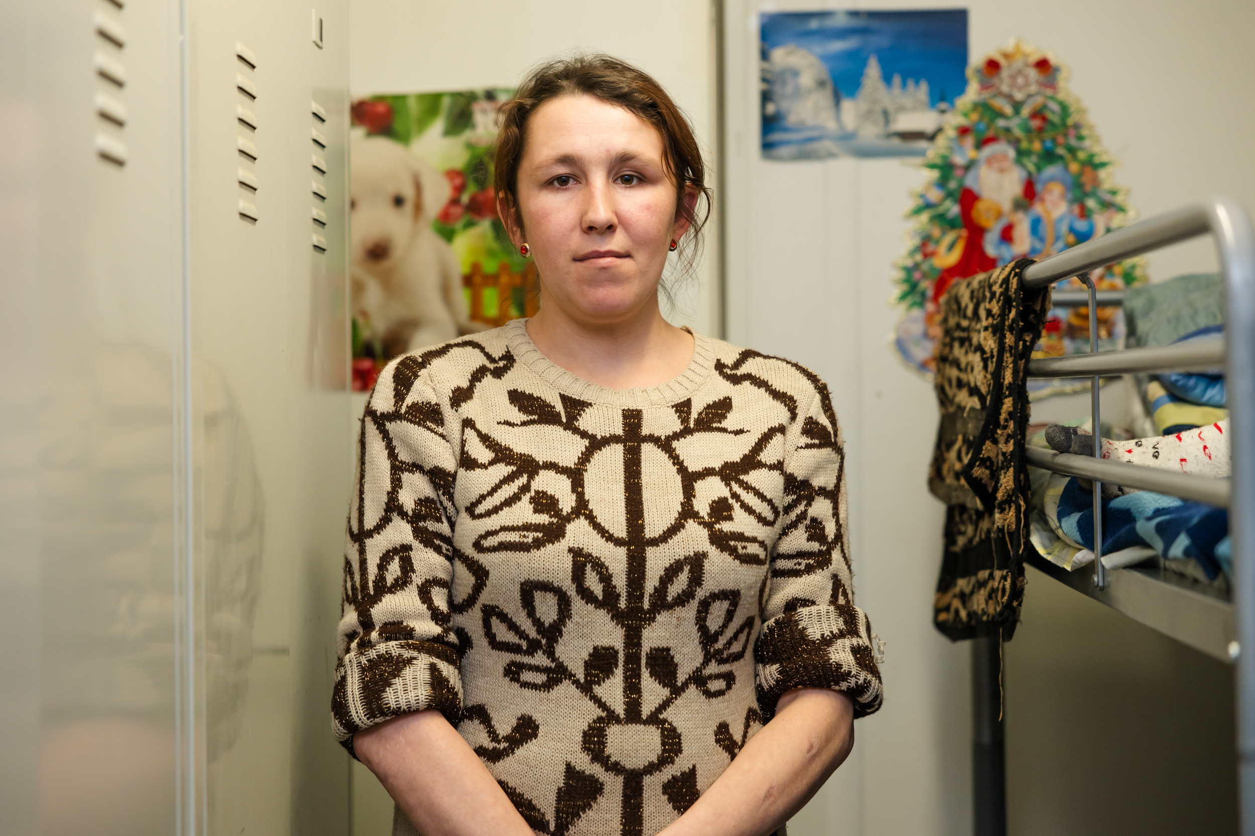 Мешканка Синельниківщини Наталія, яка з родиною покинула рідний дім через постійні ворожі обстріли