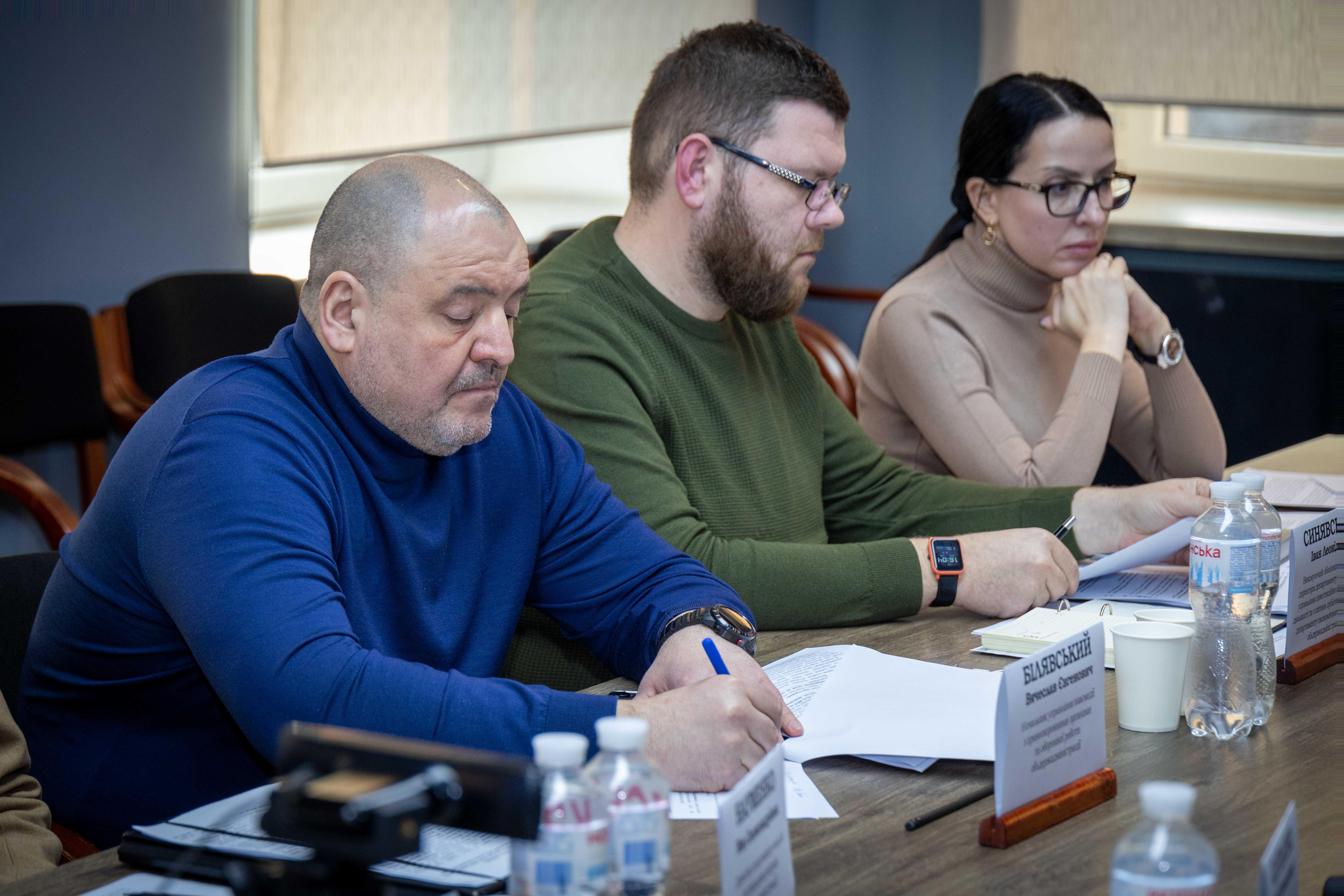 Представники ОВА, які входять до комісії