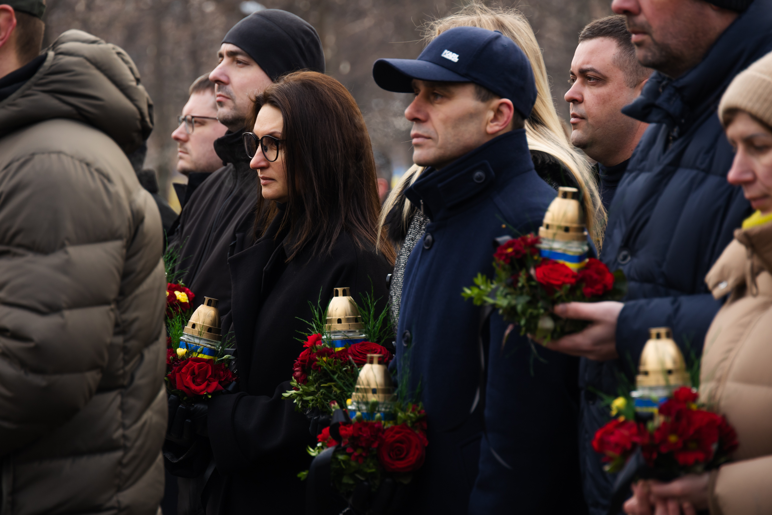 Учасники покладання до Дня пам’яті Героїв Небесної Сотні