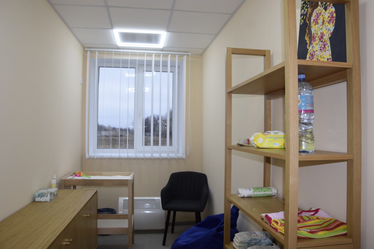 Міжнародні партнери передали меблі та техніку