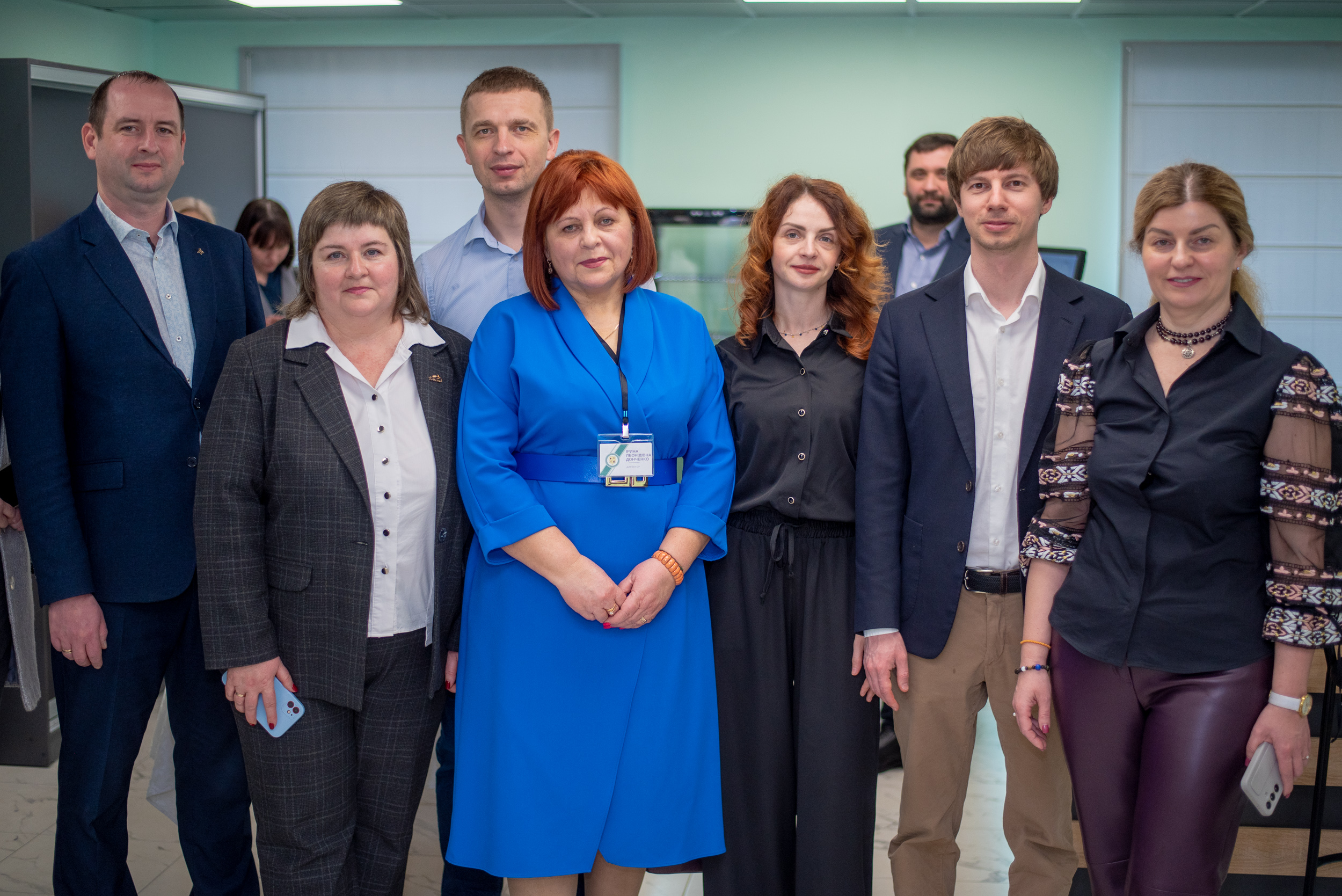 Спільне фото учасників урочистого відкриття кулінарного хабу