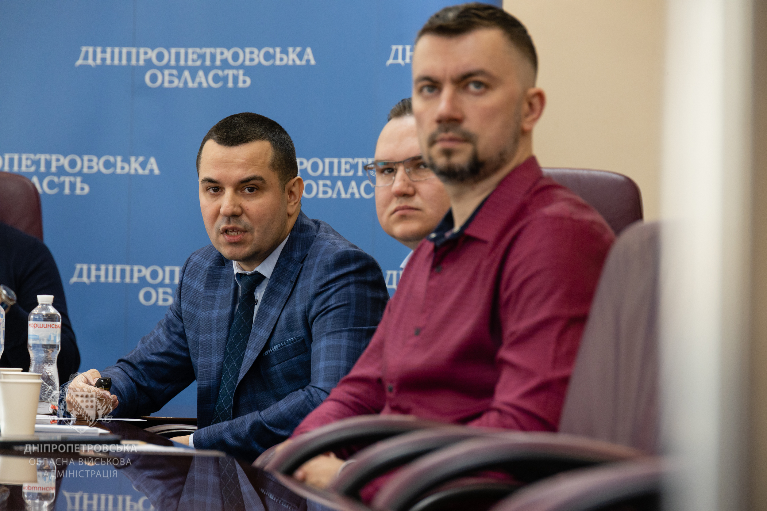 Один з експертів держбанку розповідає підприємцям про програми підтримки бізнесу