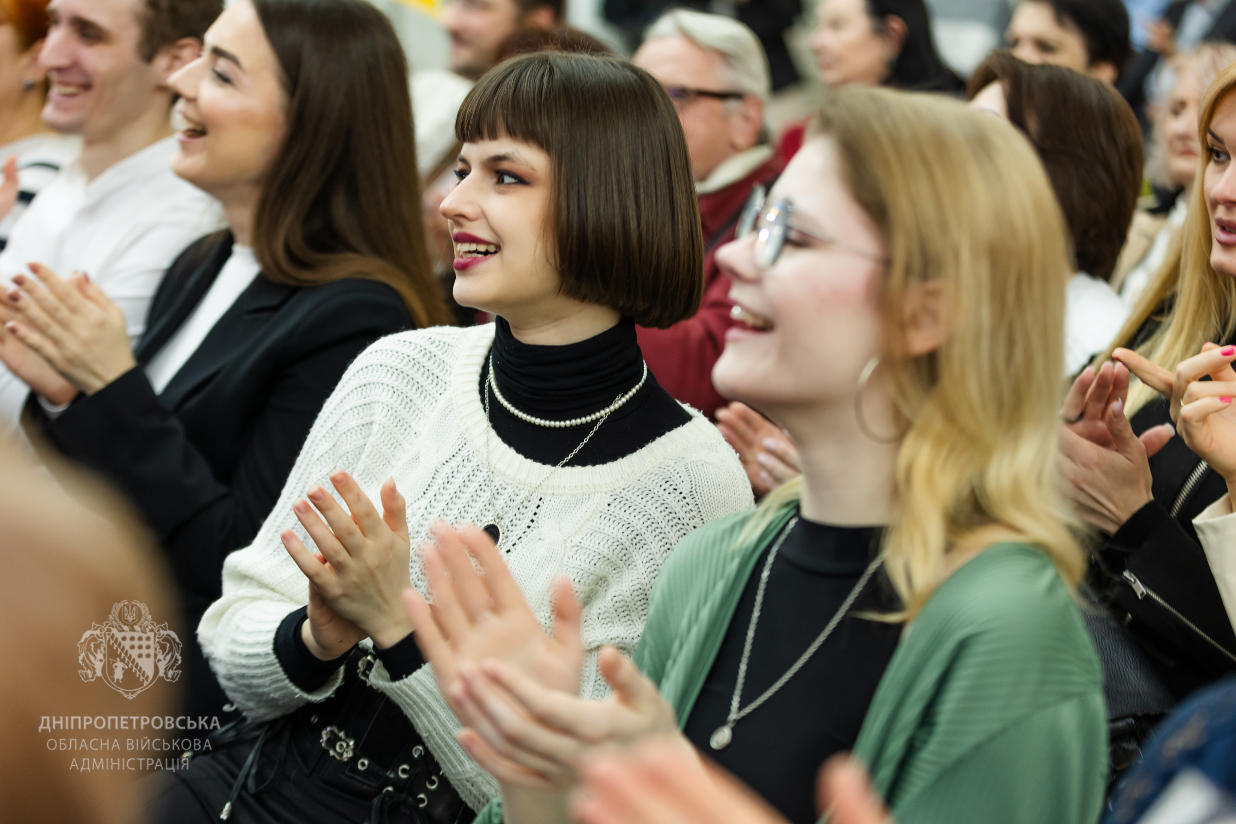 Творці театрального мистецтва підтримували колег