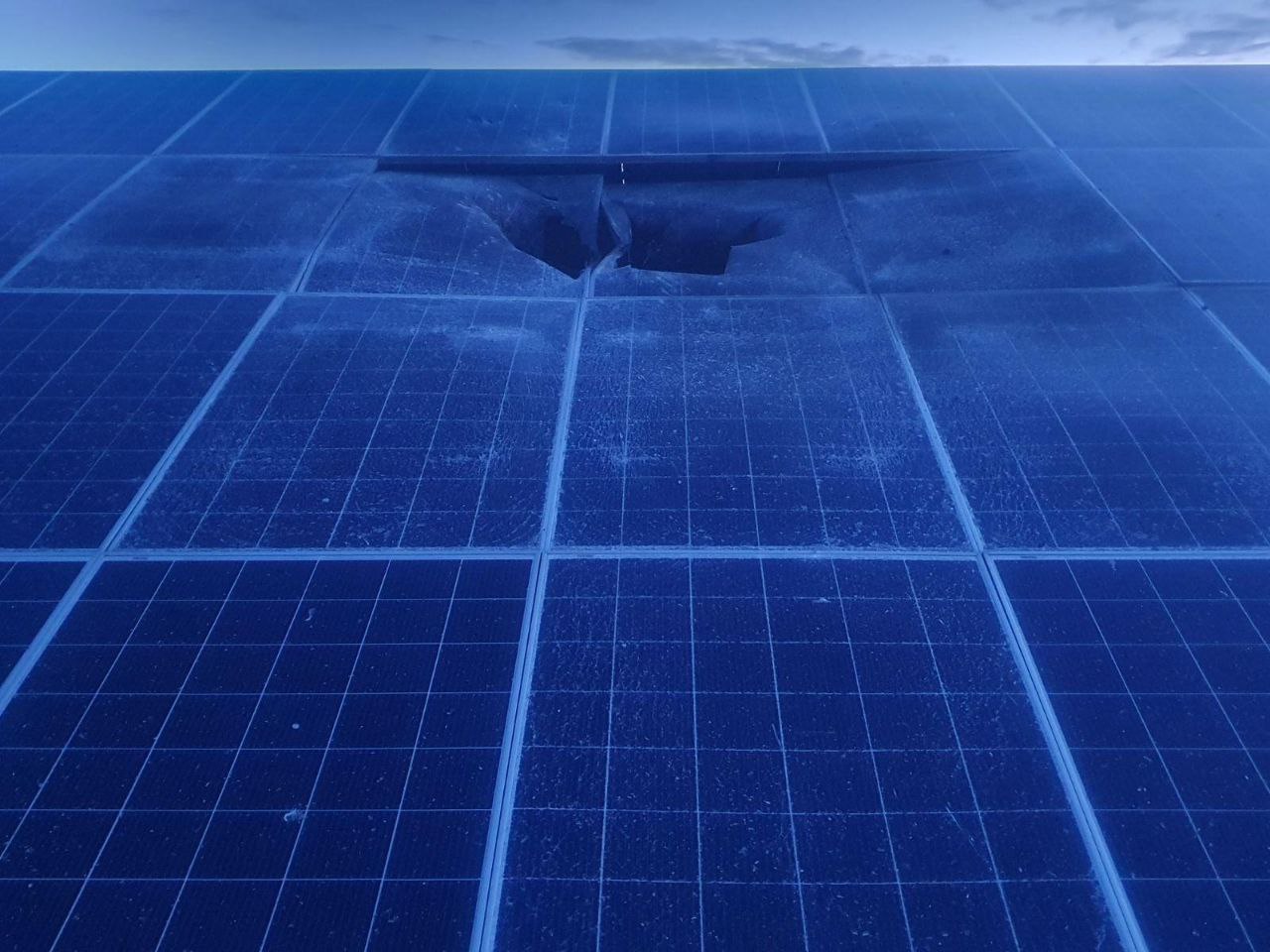 Побита сонячна панель на Нікопольщині