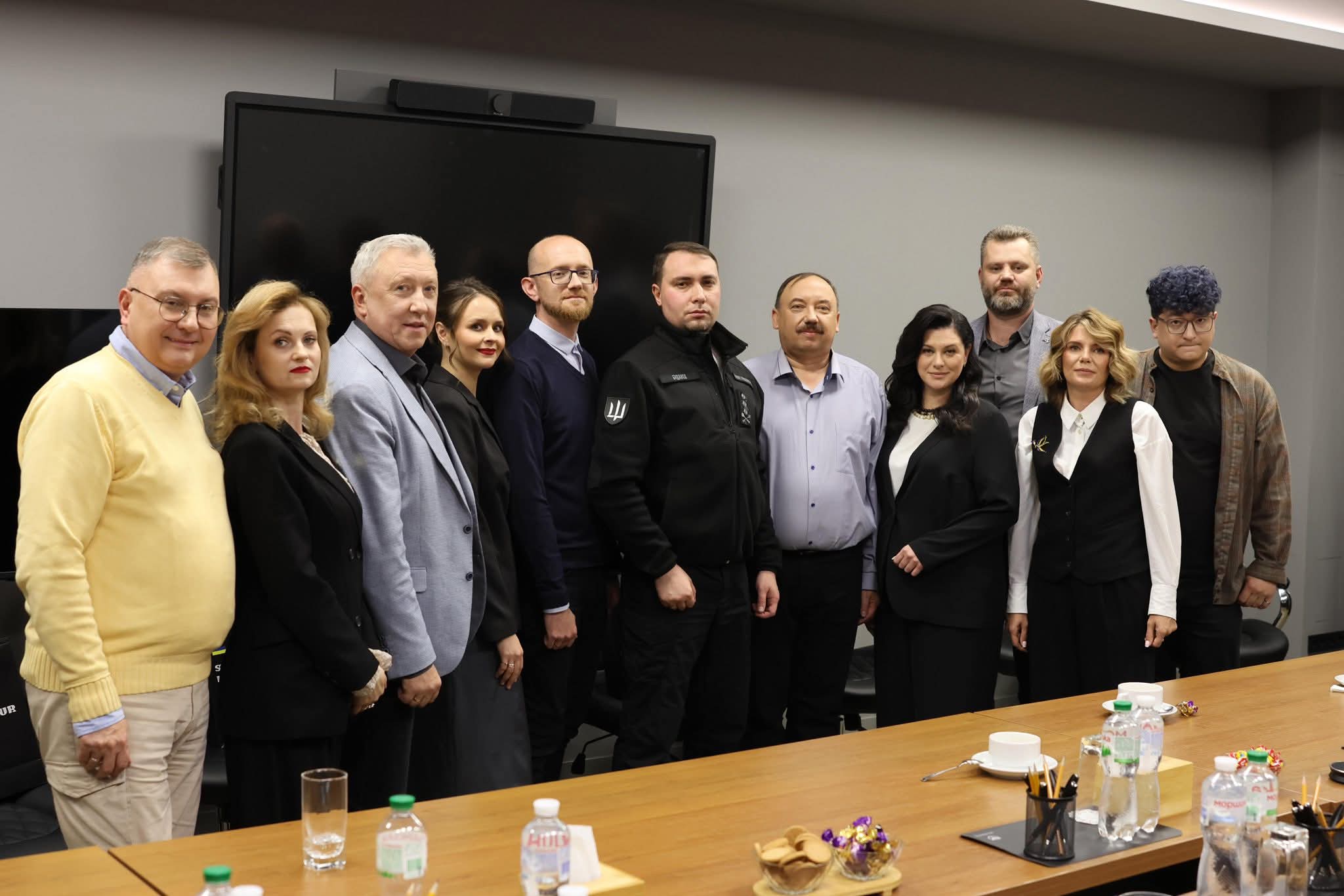 Спільне фото з очільником ГУР Кирилом Будановим. 