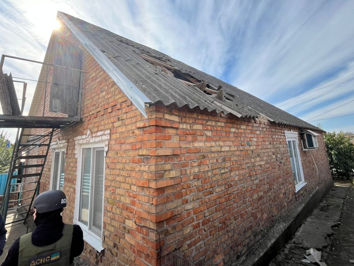 У приватному будинку пошкоджений дах