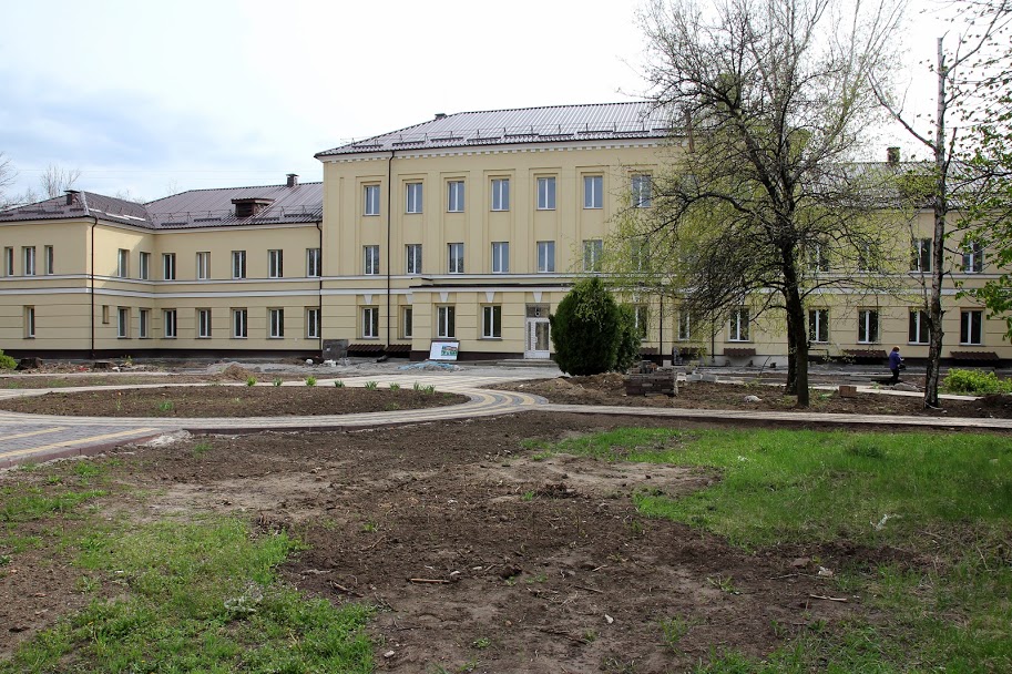Незабаром у лікарні встановлять меблі та обладнання