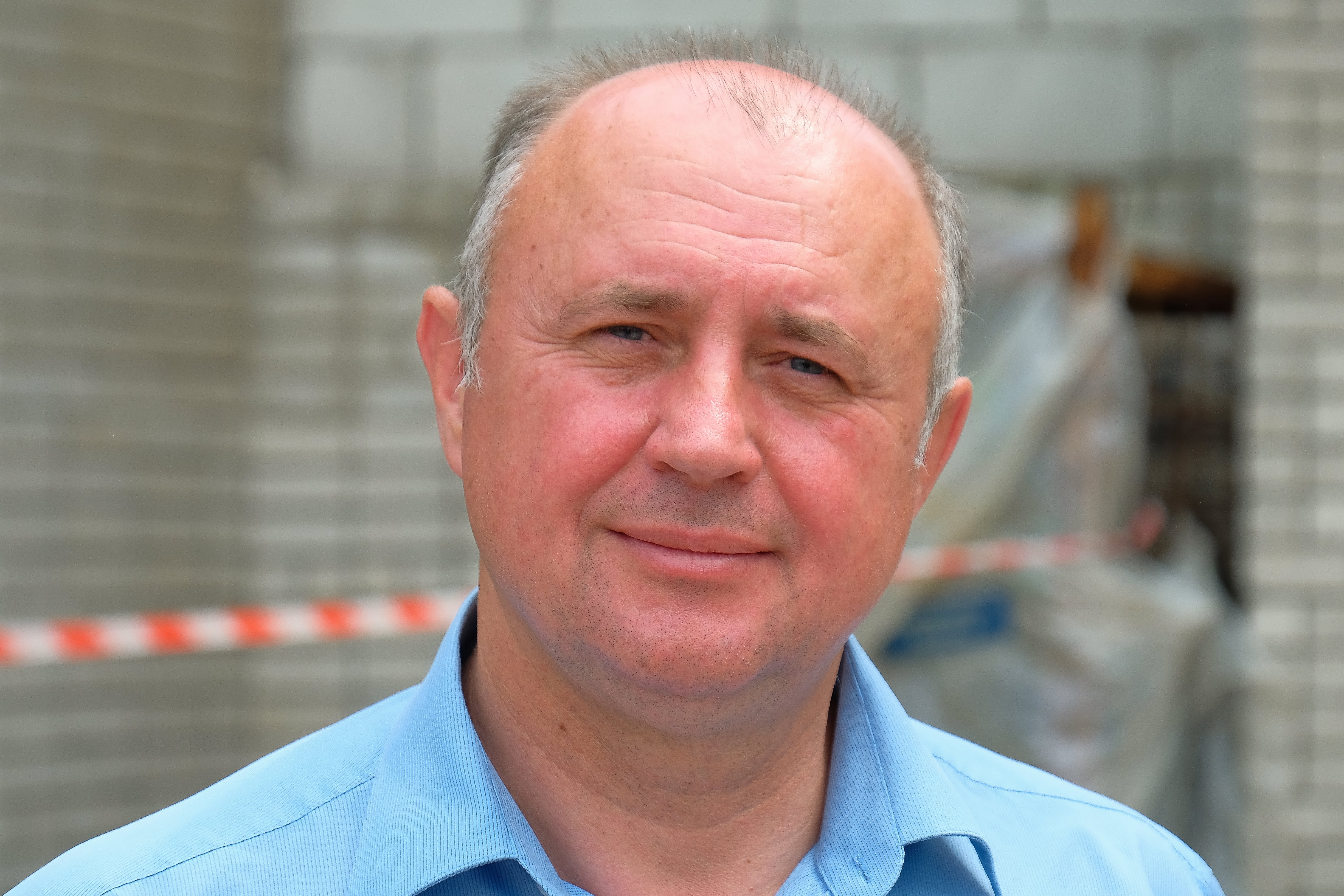 «Тут можна буде провести весь комплекс клініко-діагностичних досліджень. Також пацієнти зможуть зробити УЗД, – розказав Андрій Сиротенко. – Головне – щоб усі будівельні роботи були виконані у строк».