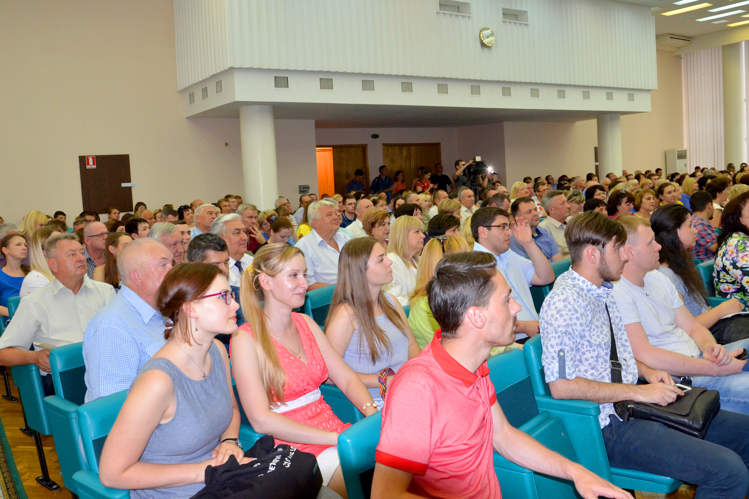  Подавати вакансії можуть лікарі зі всієї Дніпропетровщини