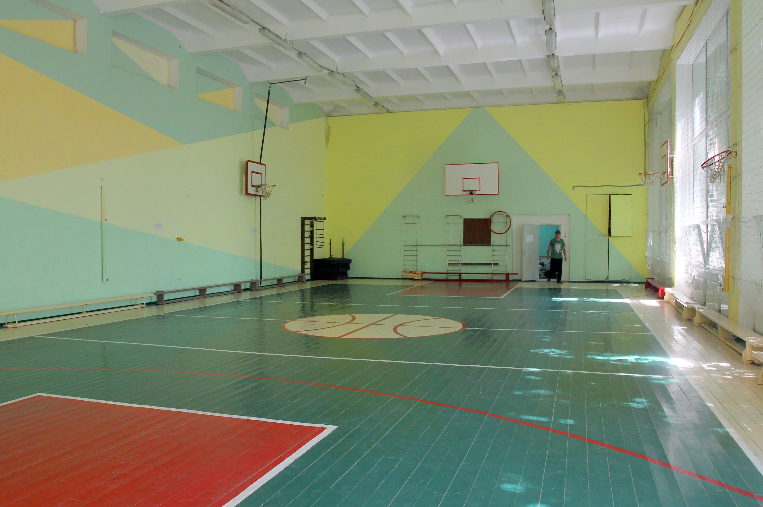 …спортзал…