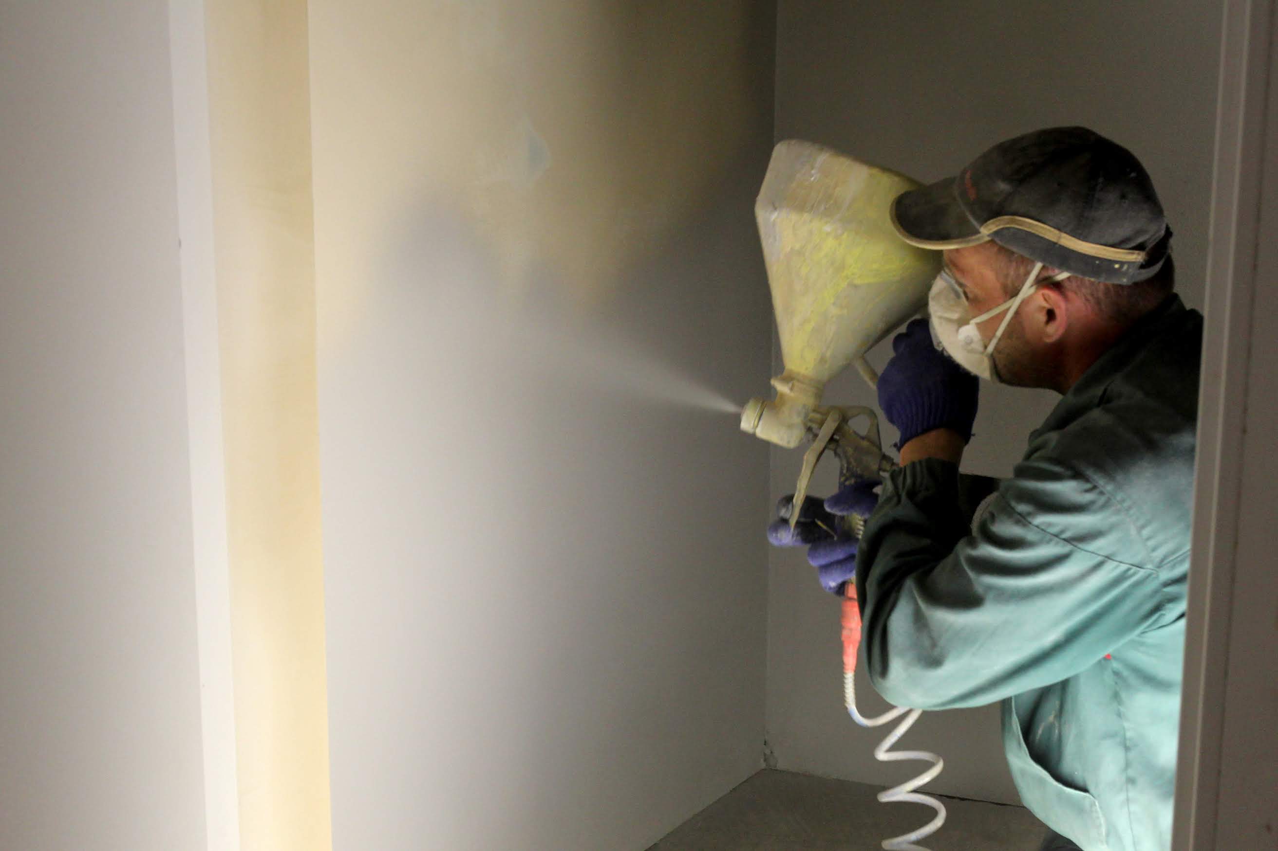 Зараз облаштовують підвал будівлі