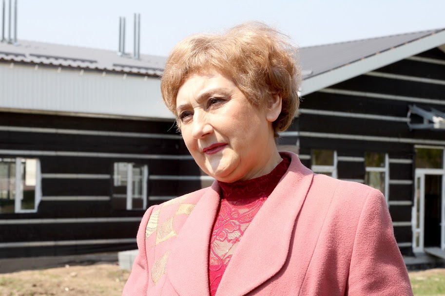 «Матимемо амбулаторію 21-го століття. Будівлю зводять за новітніми енергозберігаючими стандартами», – Ніна Старостенко