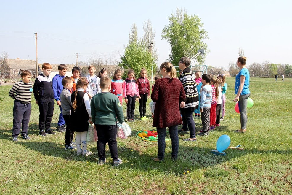 Реконструюють і шкільний стадіон