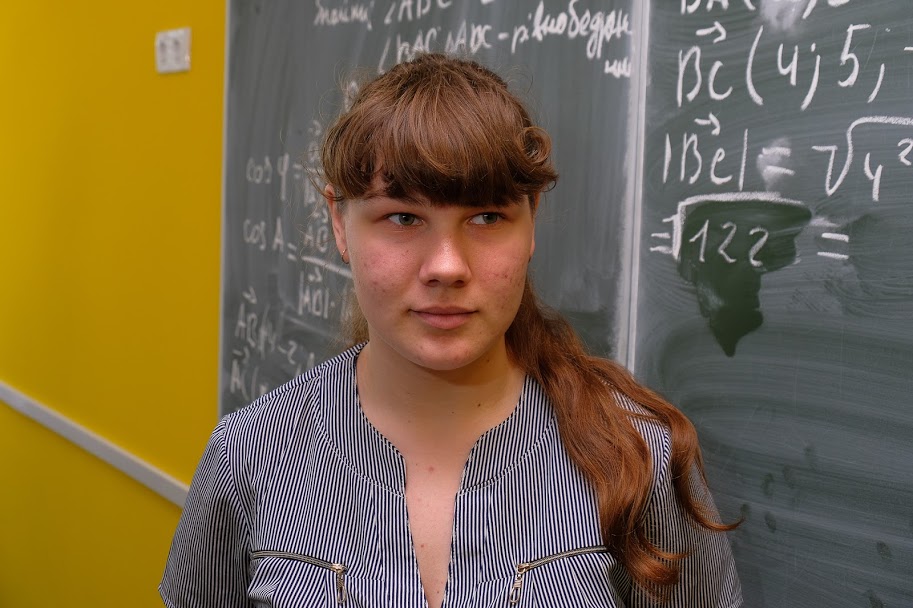 Крістіна Костенко: «Школа тепер схожа на філію Національного університету ім. Т. Шевченка»