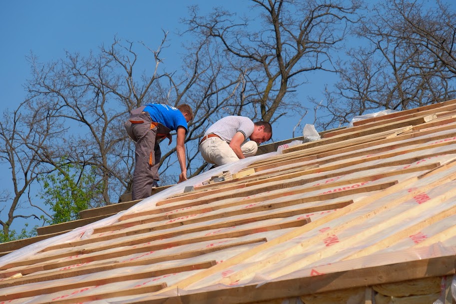 …облаштовують дах