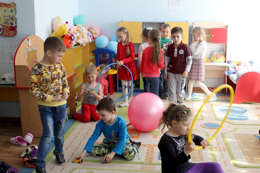 Два роки тому в Томаківській школі №1 оновили приміщення для дошкільнят,..
