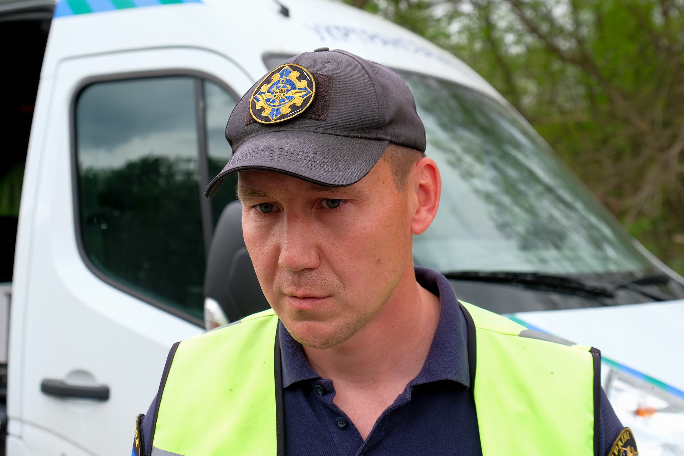 «Показники не повинні перевищувати норм, встановлених Законом України: до 40 тон на дорогах державного значення, та не більше 24 тон на внутрішніх автошляхах», - старший інспектор головного управління «Укртрансбезпеки» Антон Гребенєв
