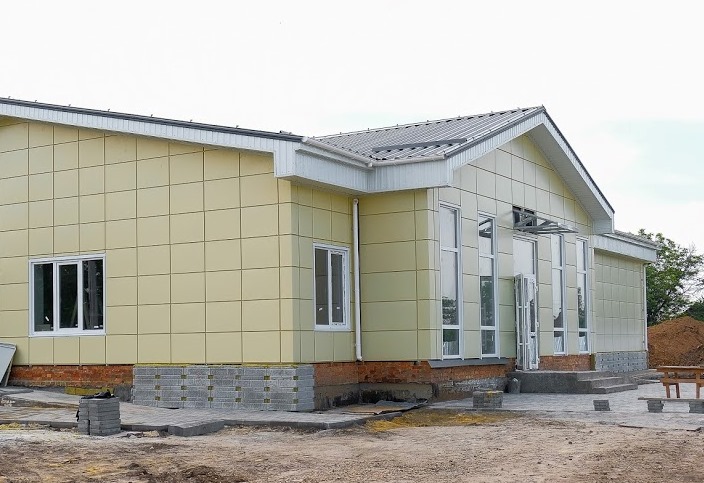 У Вакуловому зводять сучасну амбулаторію європейського зразка