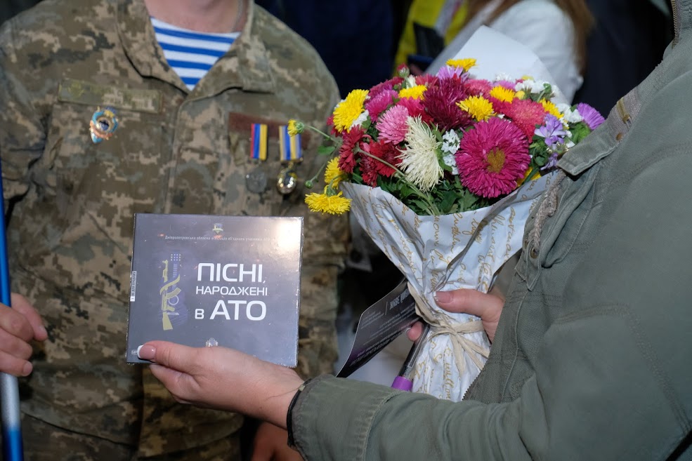 За 3 роки вже випустили три диски з піснями учасників фесту,..