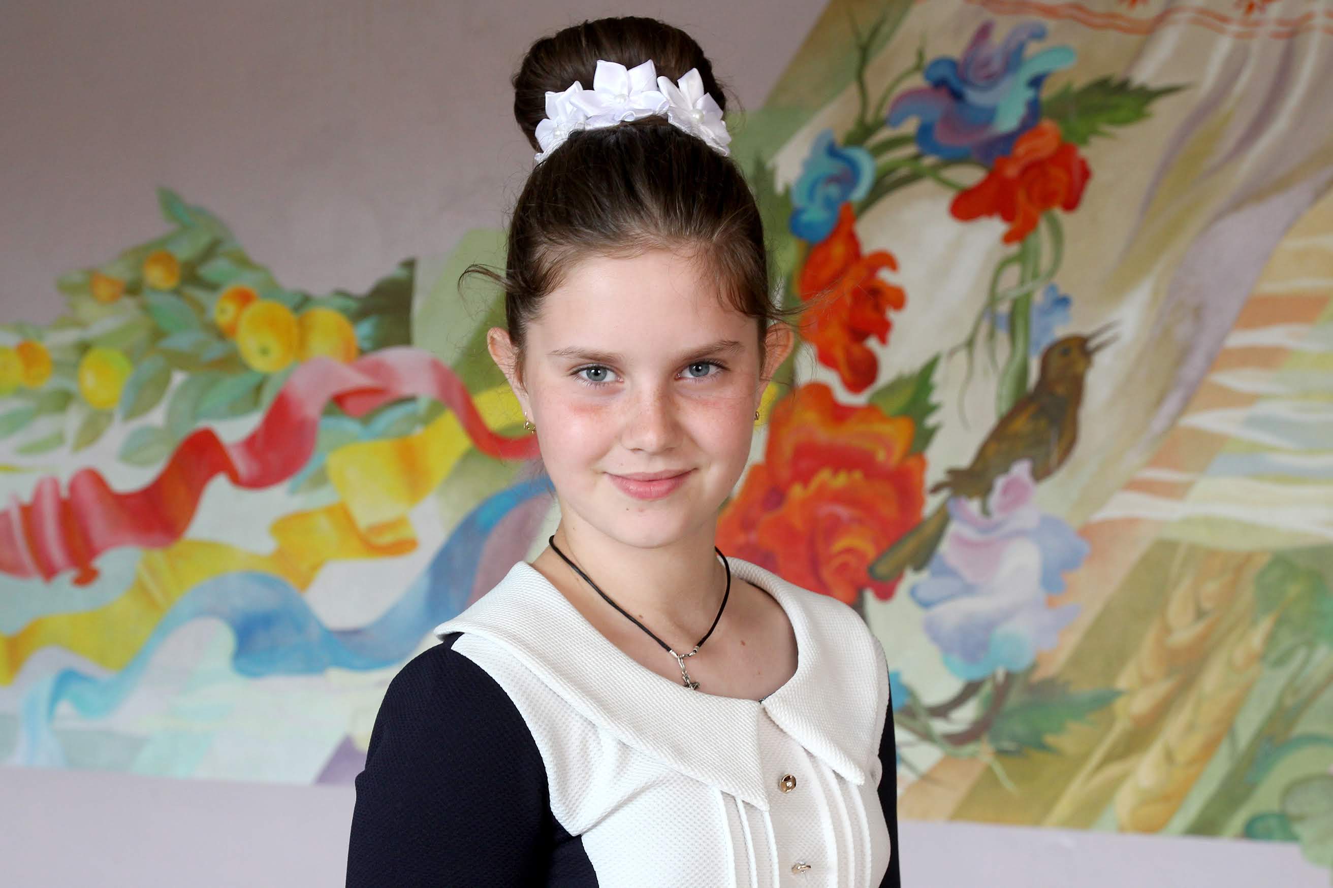 «Я хочу, щоб школа повністю змінилася, стала яскравою. У такому закладі буду вчитися ще старанніше», – шестикласниця Олександра Носач