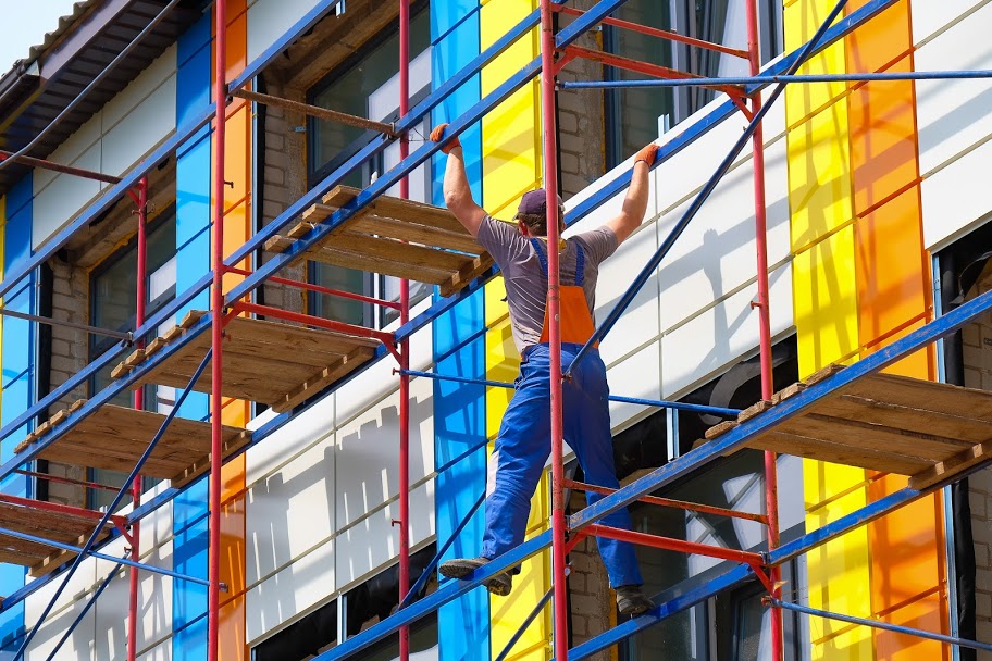 Термомодернізація фасадів обох будівель..