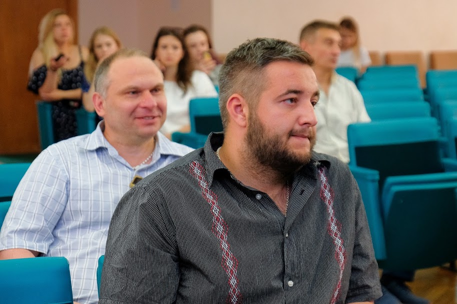 Учасники отримують практичні поради від HR-спеціаліста та психолога