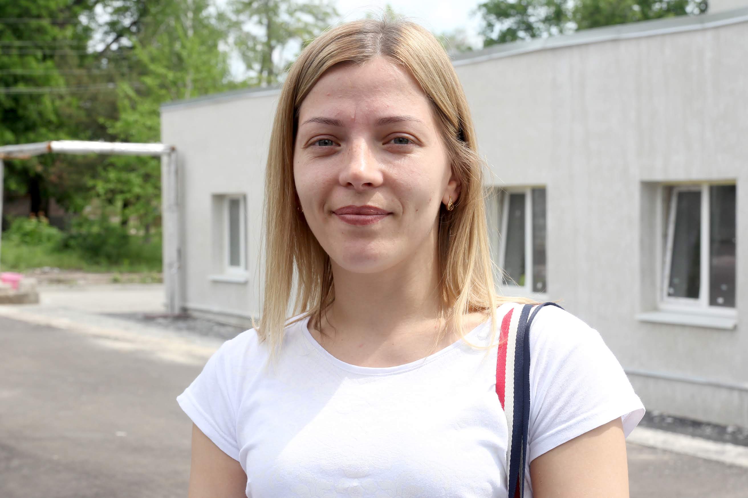 Марина Воєводська свого часу ходила до цієї спортивної школи, сьогодні тут займається гімнастикою її донька Маша.